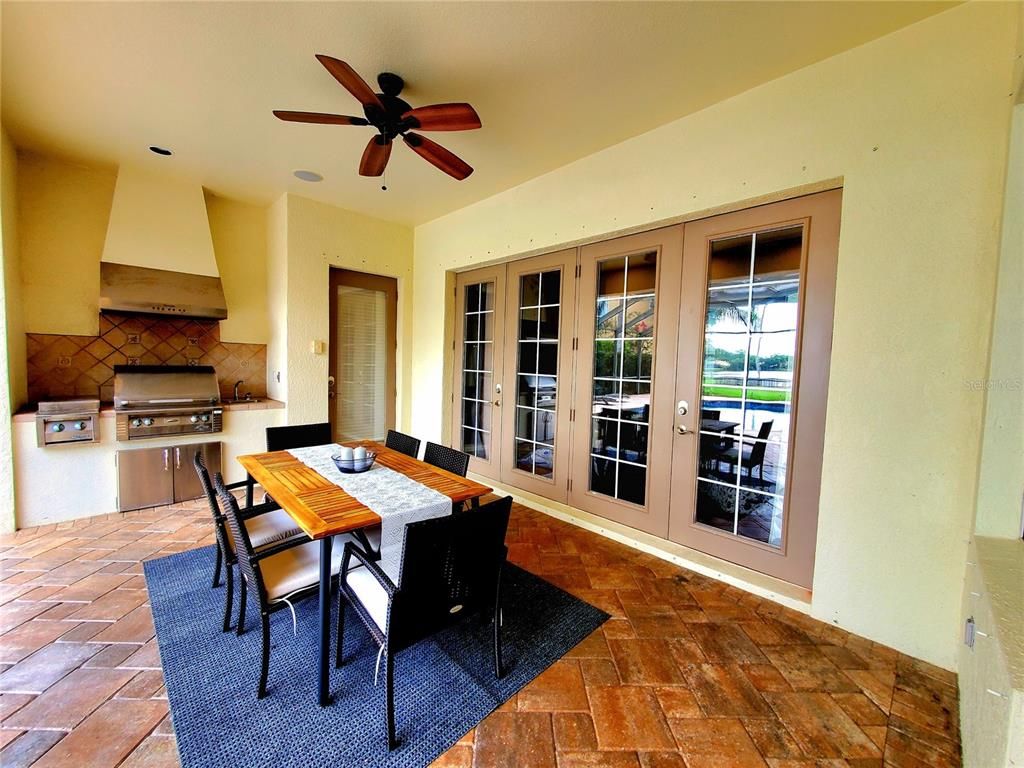 Dining room, Interior