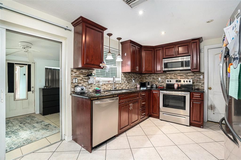 Interior, Kitchen, Pendant Lights, Recessed Lighting, Stainless Steel Appliances