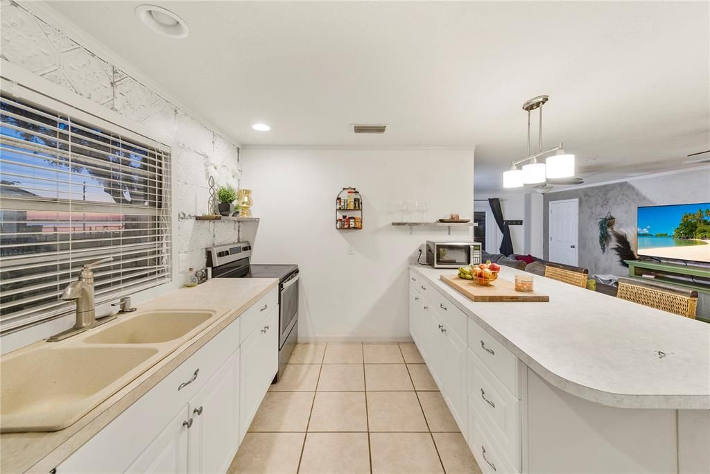 Interior, Kitchen, Pendant Lights, Recessed Lighting