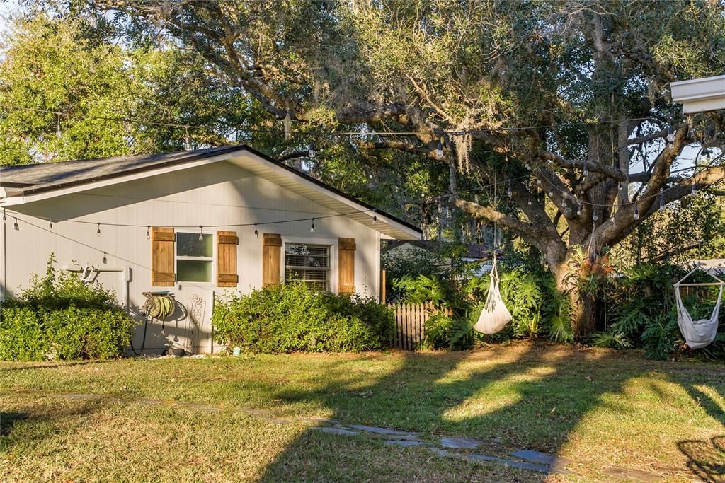 Backyard, Exterior