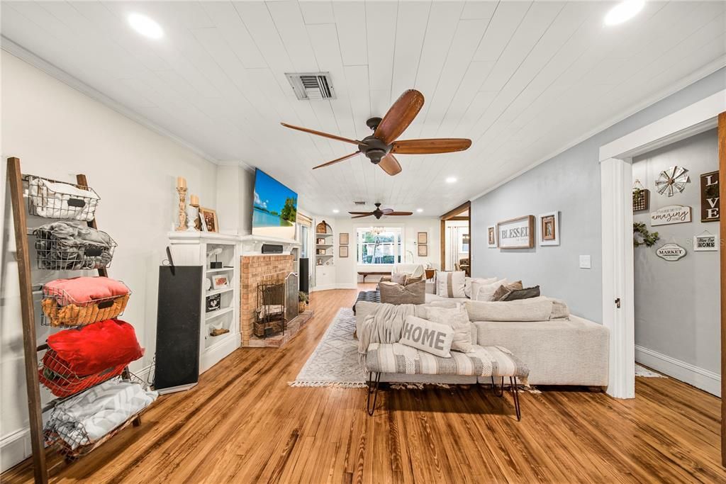 Fireplace, Interior, Living room, Recessed Lighting, Wood Texture Flooring