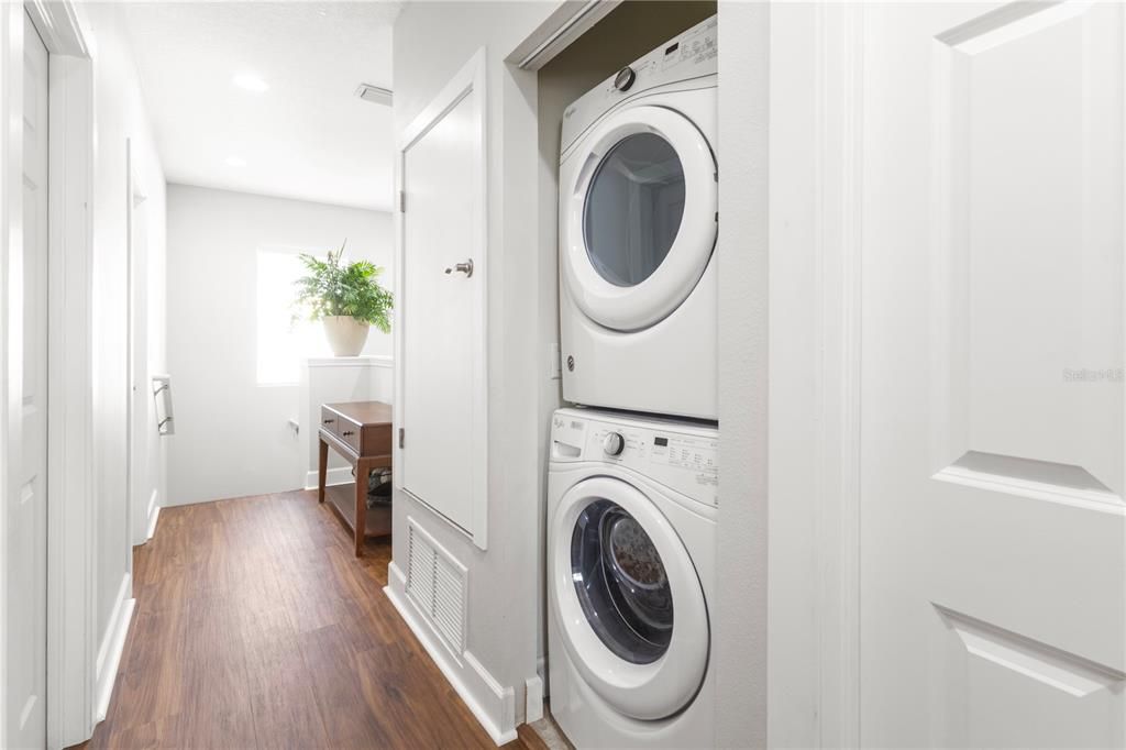 Interior, Recessed Lighting, Utility Closets, Washer, Wood Texture Flooring