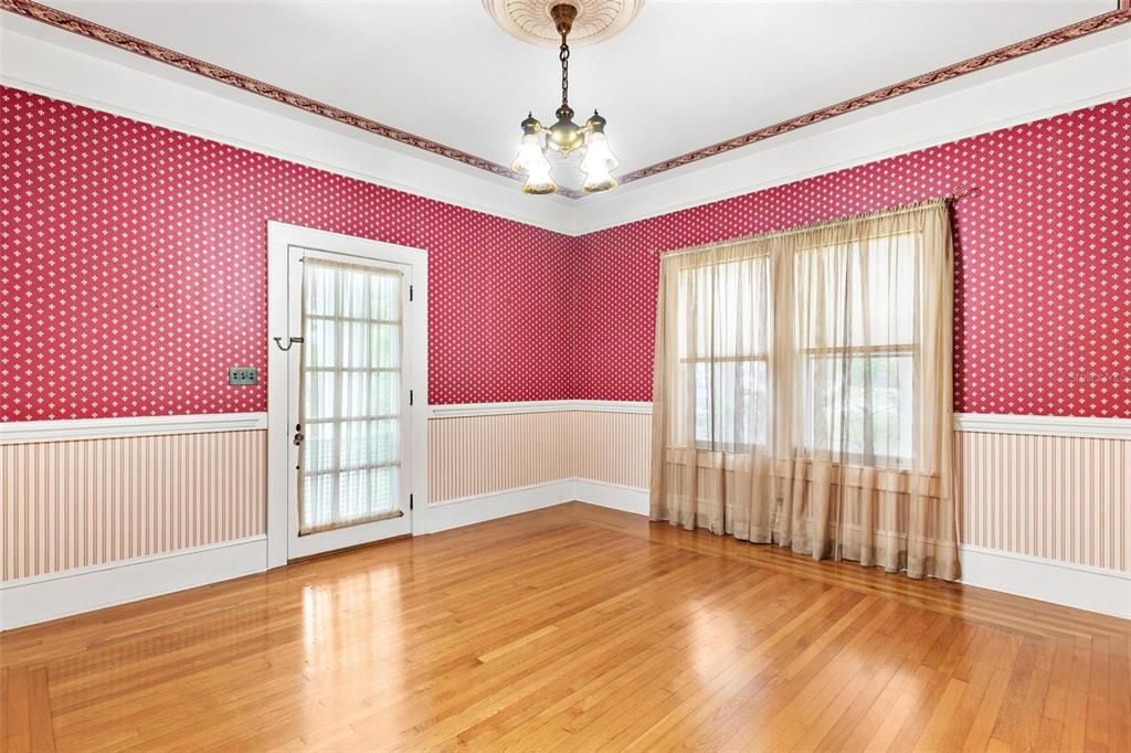 Empty room, Interior, Pendant Lights, Wood Texture Flooring