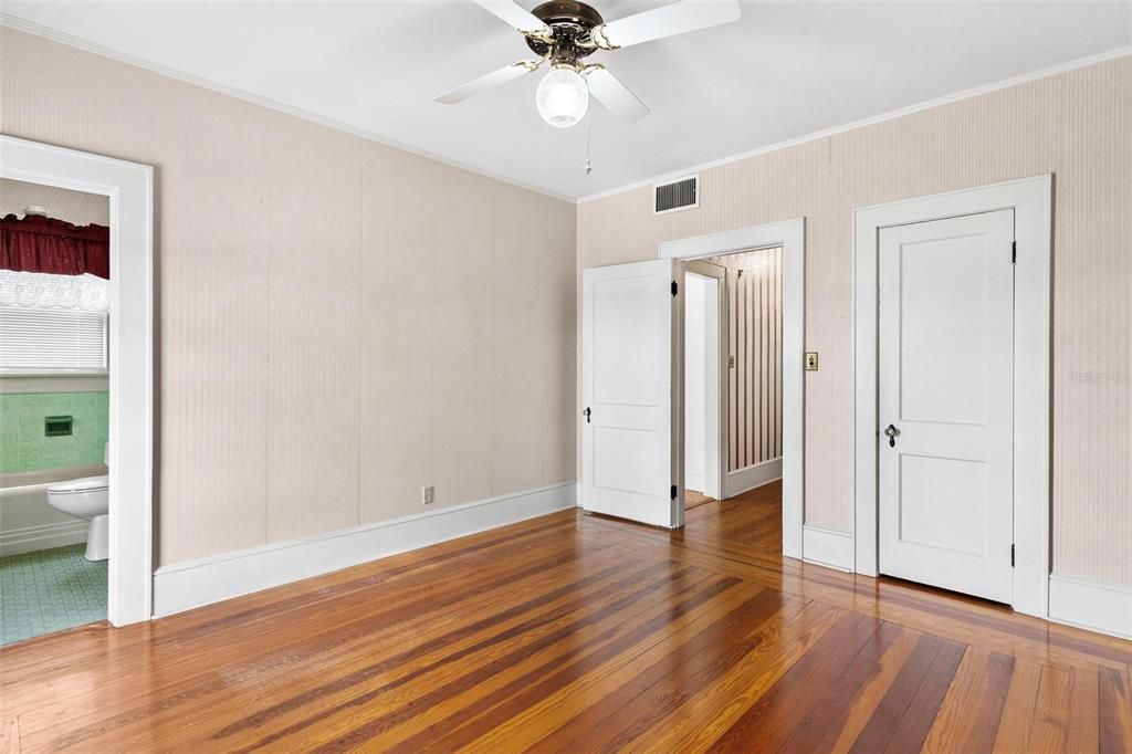 Bathroom, Empty room, Interior, Wood Texture Flooring
