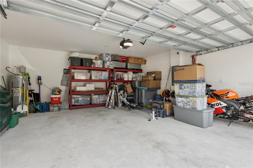 Garage, Interior