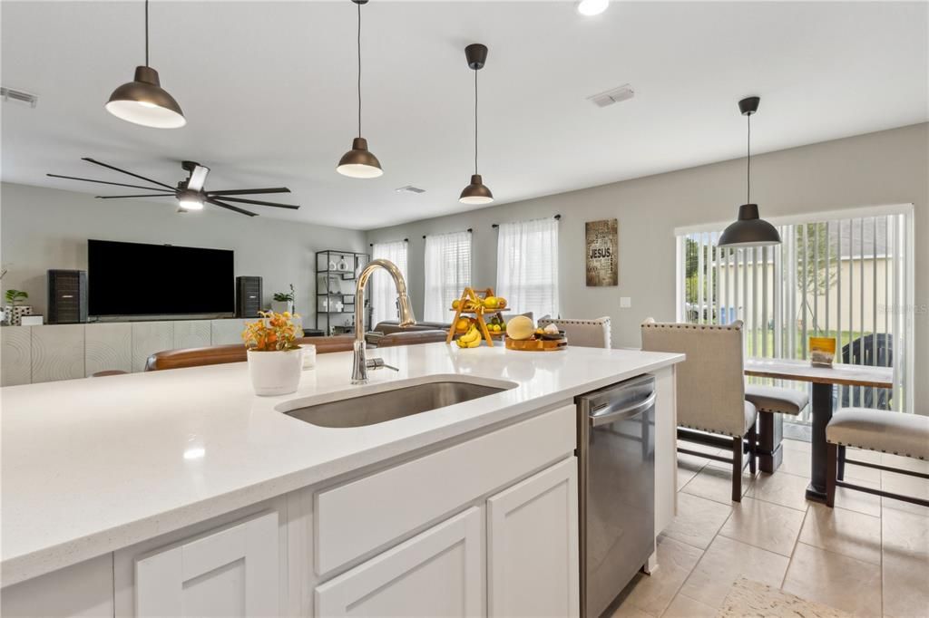 Dining room, Interior, Kitchen, Pendant Lights, Recessed Lighting