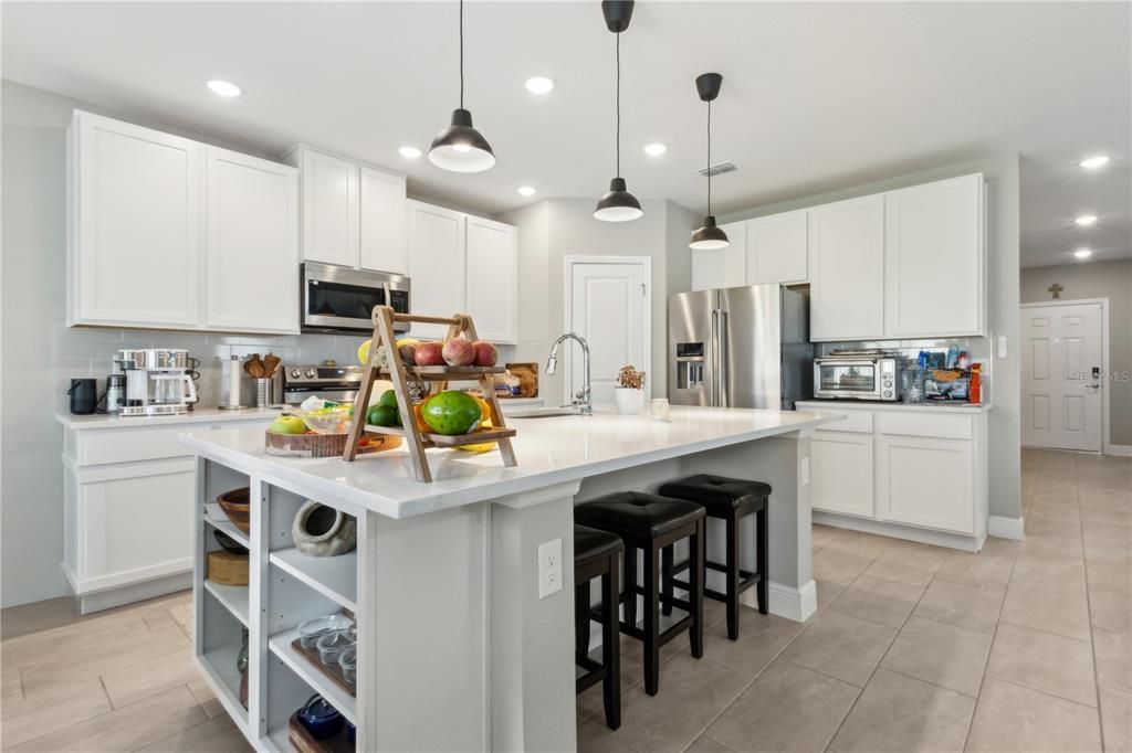 Interior, Kitchen, Pendant Lights, Recessed Lighting, Stainless Steel Appliances