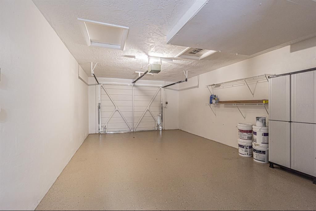 Garage, Interior