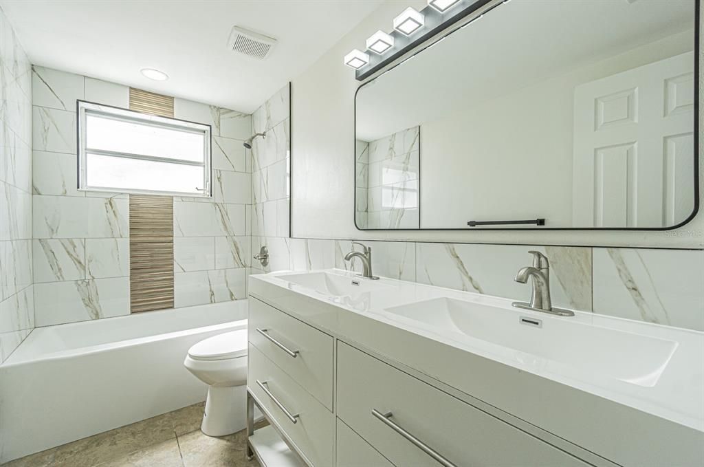 Bathroom, Interior, Marble Walls, Recessed Lighting