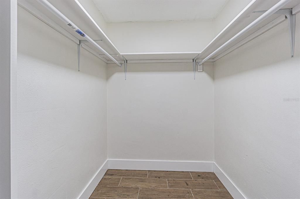 Interior, Walk-in Closets