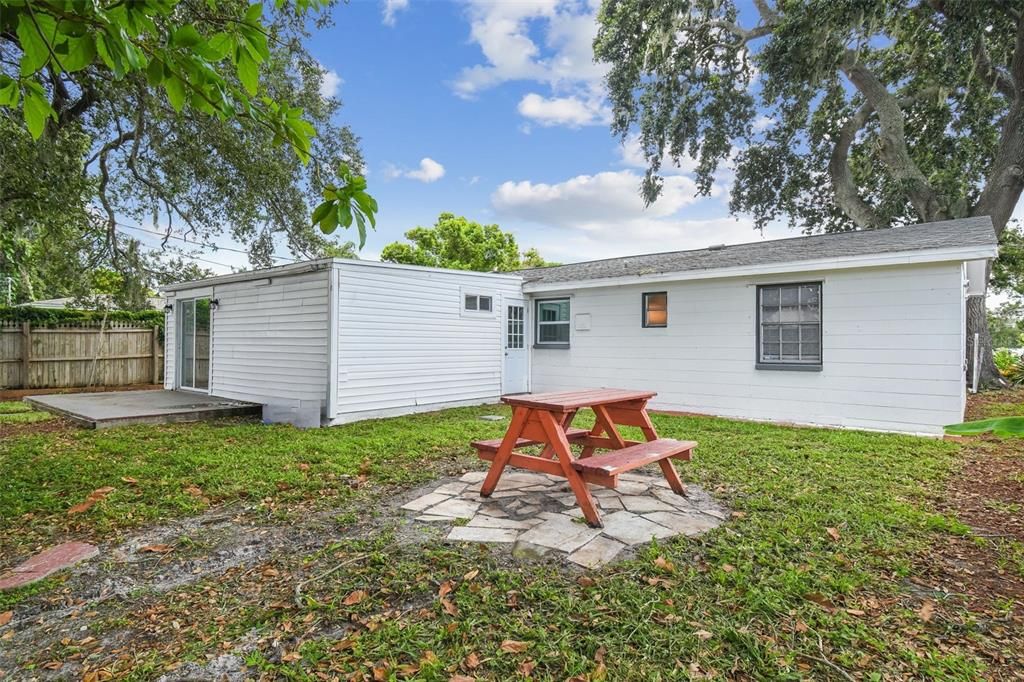 Backyard, Exterior