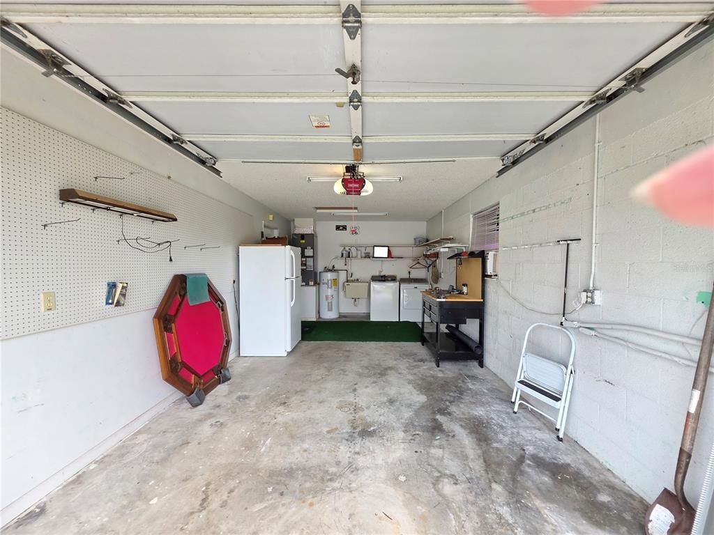 Garage, Interior