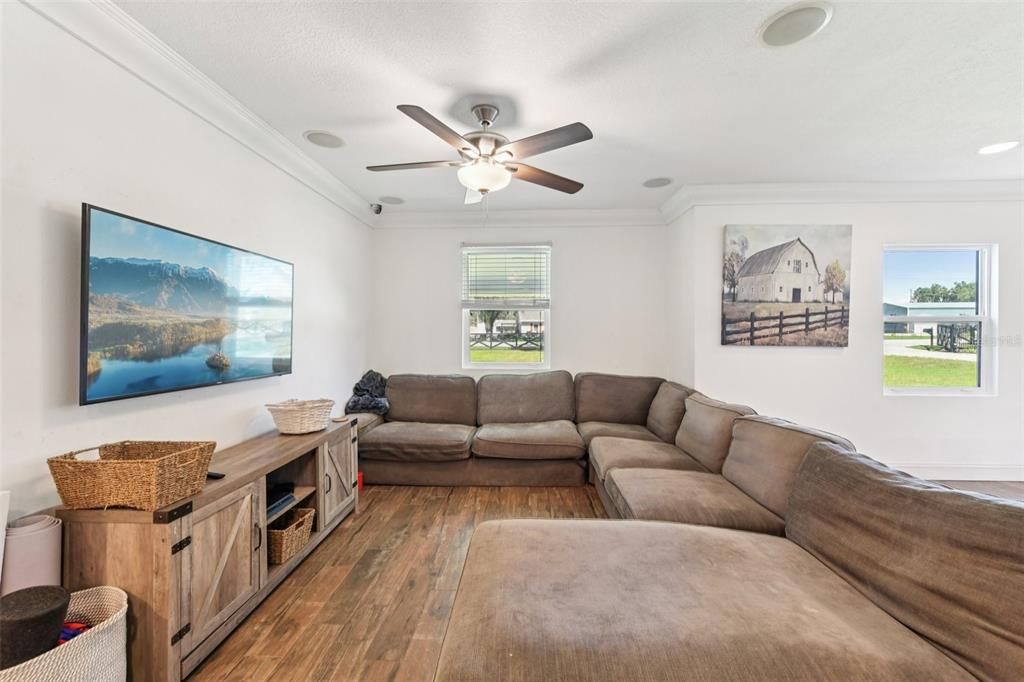 Interior, Living room, Recessed Lighting, Wood Texture Flooring