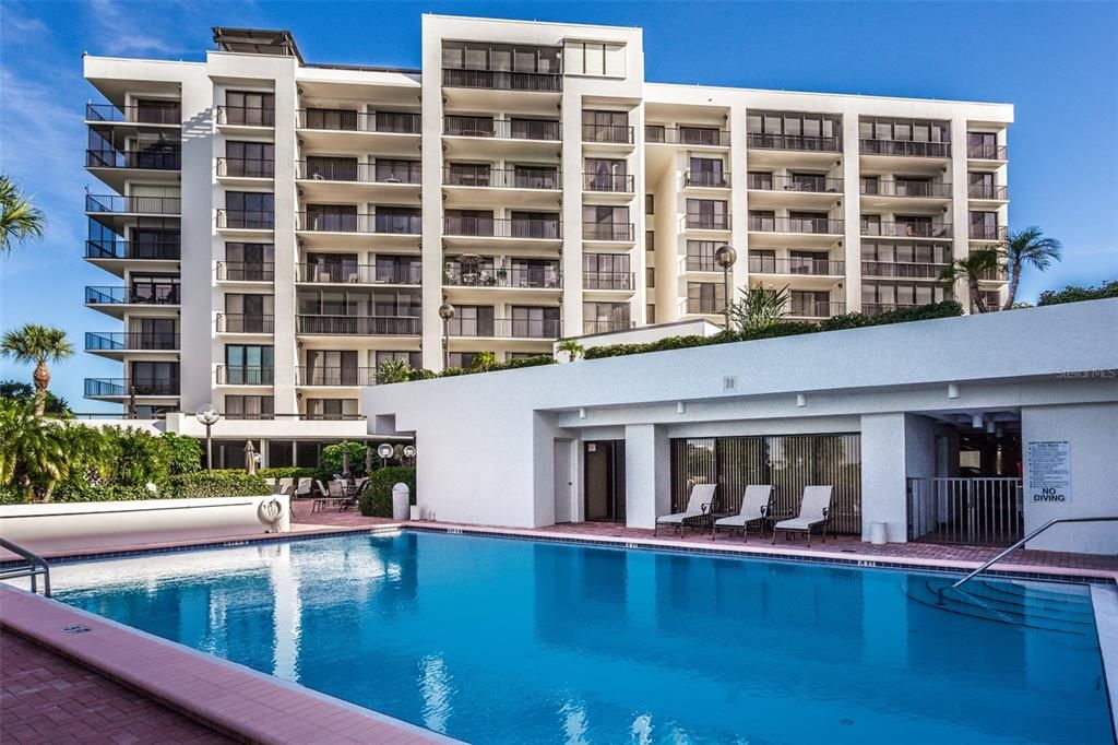 Exterior, Pool