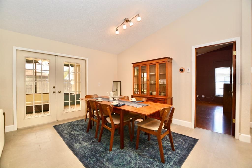 Dining room, Interior