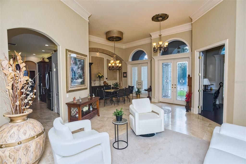 Chandelier, Dining room, Interior, Living room, Pendant Lights, Recessed Lighting