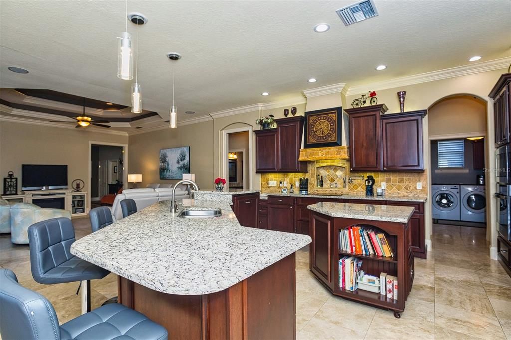Interior, Kitchen, Pendant Lights, Recessed Lighting, Washer