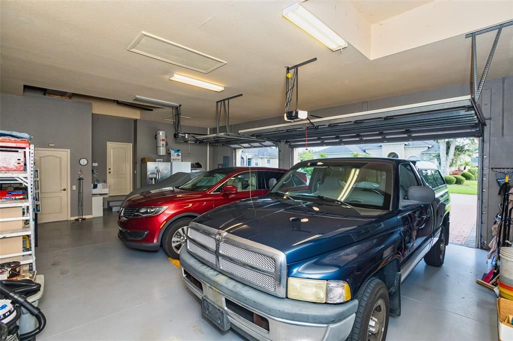 Garage, Interior
