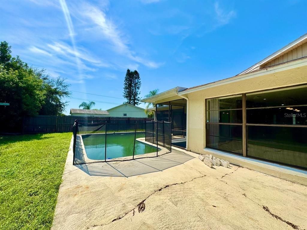 Backyard, Exterior, Pool