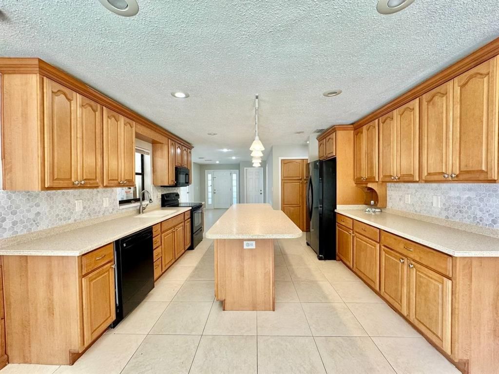 Interior, Kitchen, Pendant Lights, Recessed Lighting