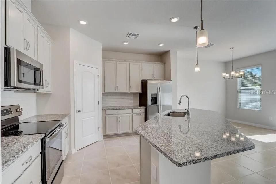 Interior, Kitchen, Pendant Lights, Recessed Lighting, Stainless Steel Appliances