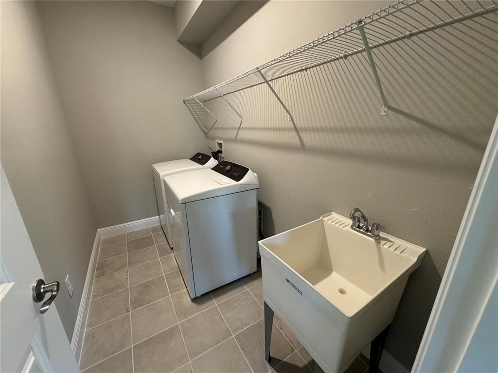 Interior, Washer