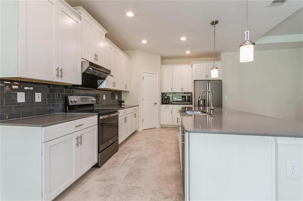 Interior, Kitchen, Pendant Lights, Recessed Lighting, Stainless Steel Appliances