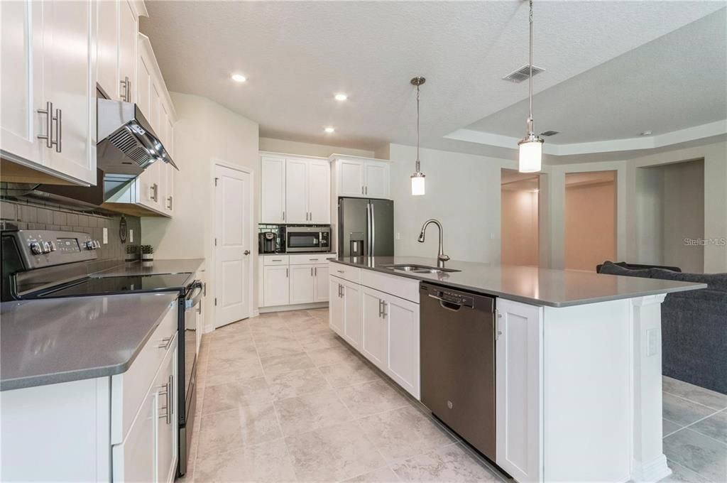 Interior, Kitchen, Pendant Lights, Recessed Lighting, Stainless Steel Appliances