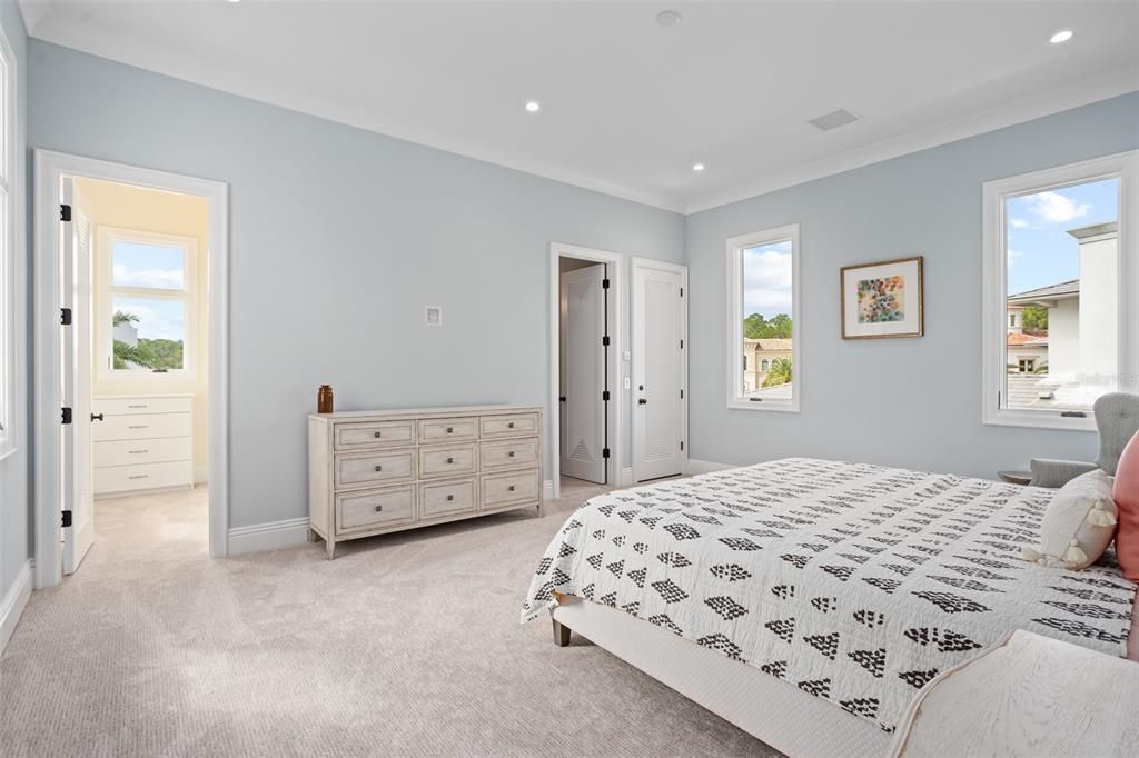 Bedroom, Interior, Recessed Lighting