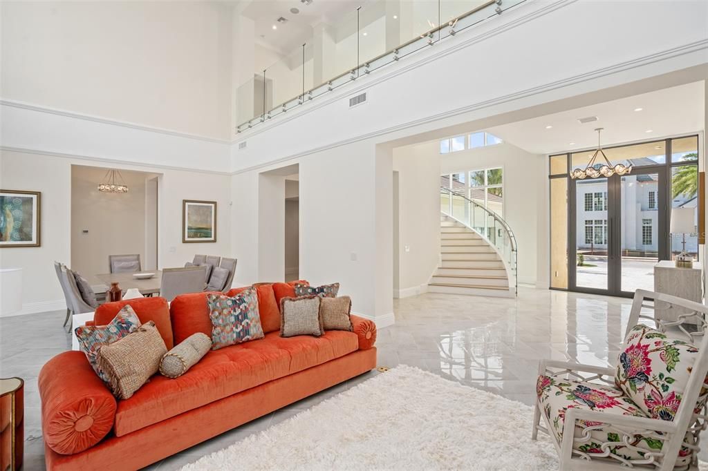 Chandelier, Dining room, Interior, Living room, Pendant Lights, Recessed Lighting