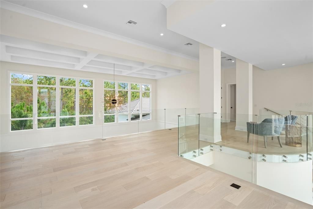 Interior, Recessed Lighting, Wood Texture Flooring