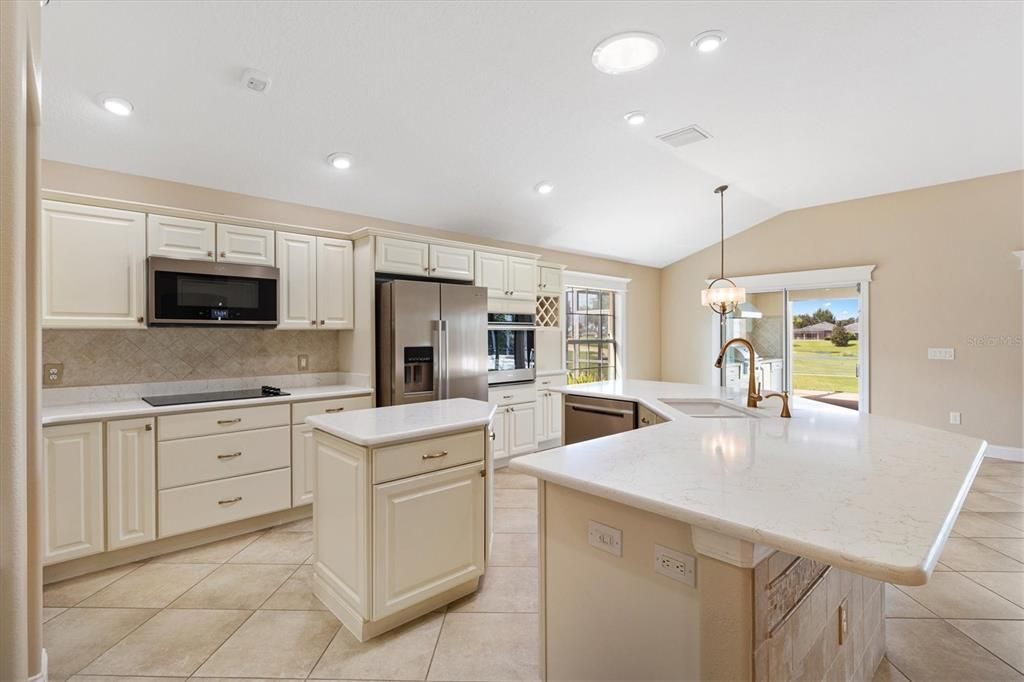 Interior, Kitchen, Pendant Lights, Recessed Lighting, Stainless Steel Appliances