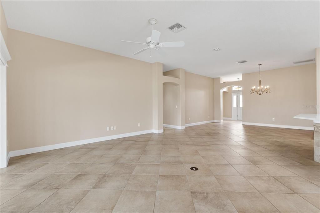 Chandelier, Empty room, Interior
