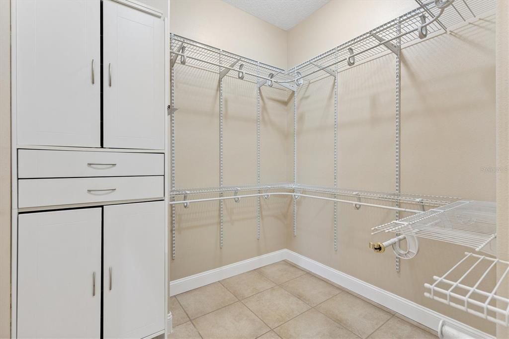 Interior, Walk-in Closets