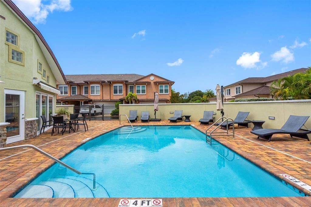 Exterior, Pool