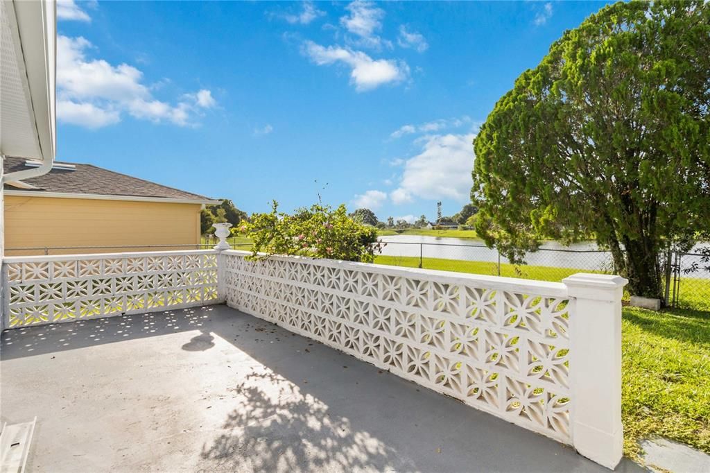 Backyard, Exterior