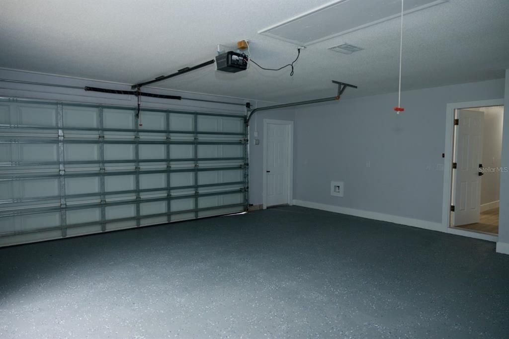 Garage, Interior