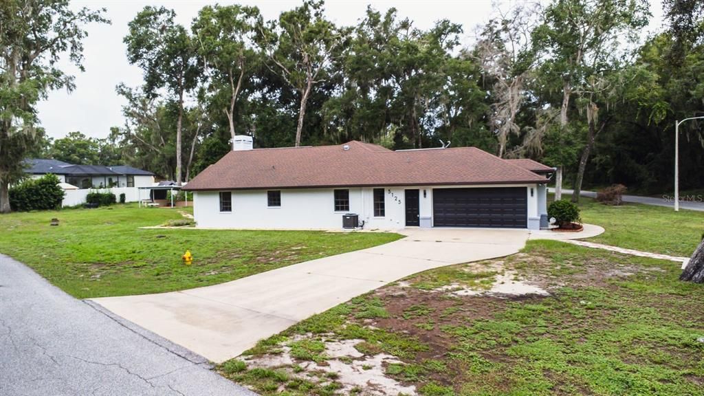 Attached, Backyard, Exterior, Facade, Ranch