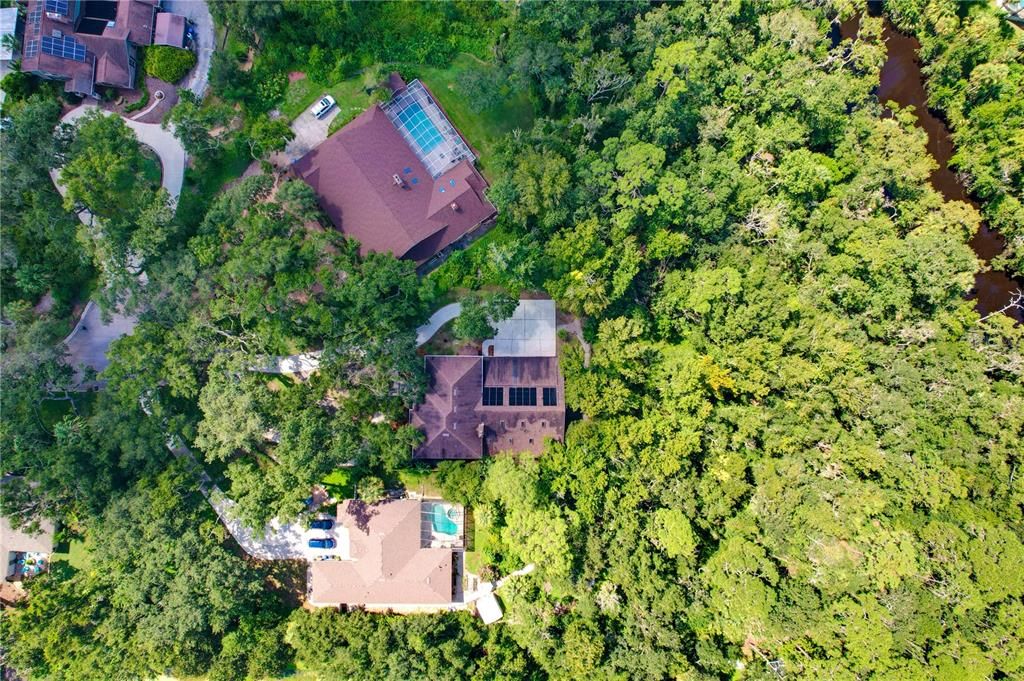 Exterior, Drone