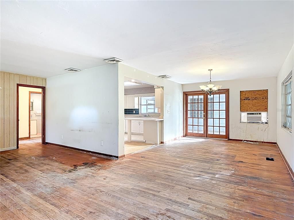 Chandelier, Empty room, Interior, Wood Texture Flooring