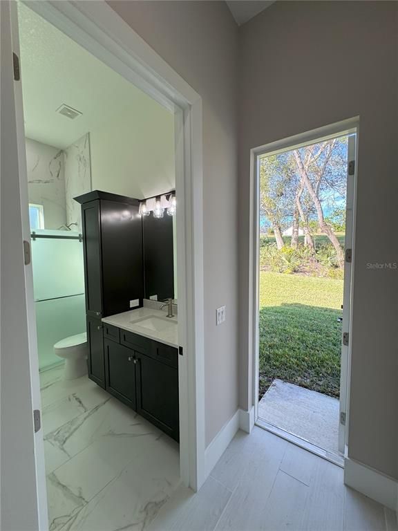 Bathroom, Interior, Marble, Marble Walls
