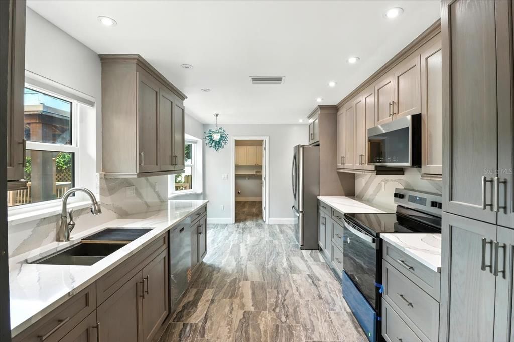 Chandelier, Interior, Kitchen, Recessed Lighting, Wood Texture Flooring