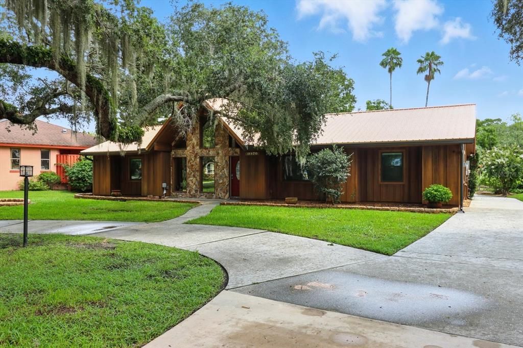 Backyard, Exterior