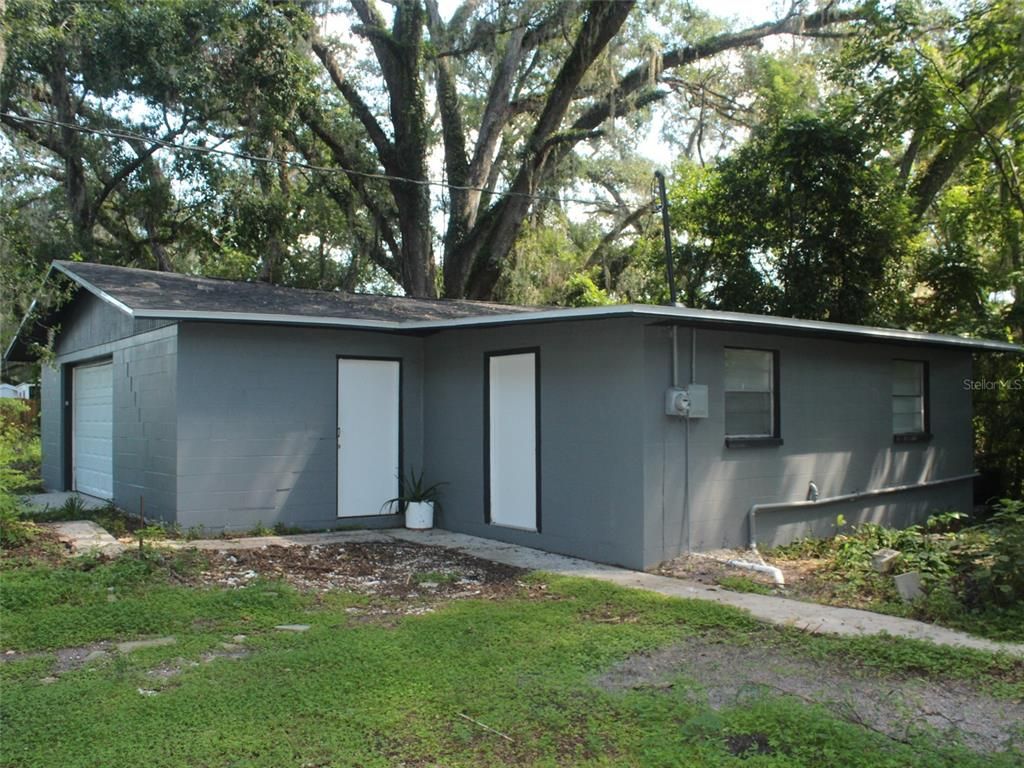 Detached Garage, Exterior