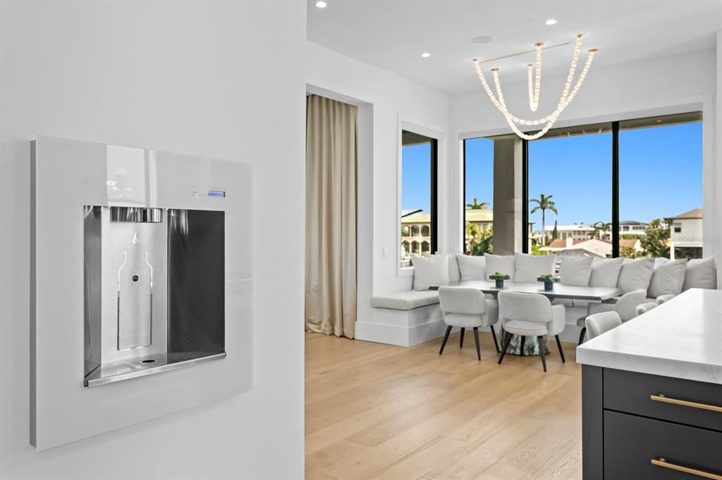 Dining room, Interior, Living room, Pendant Lights, Recessed Lighting, Wood Texture Flooring