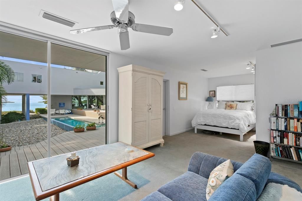 Bedroom, Interior, Water