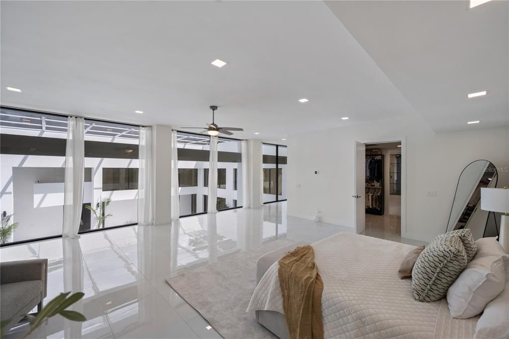 Interior, Recessed Lighting