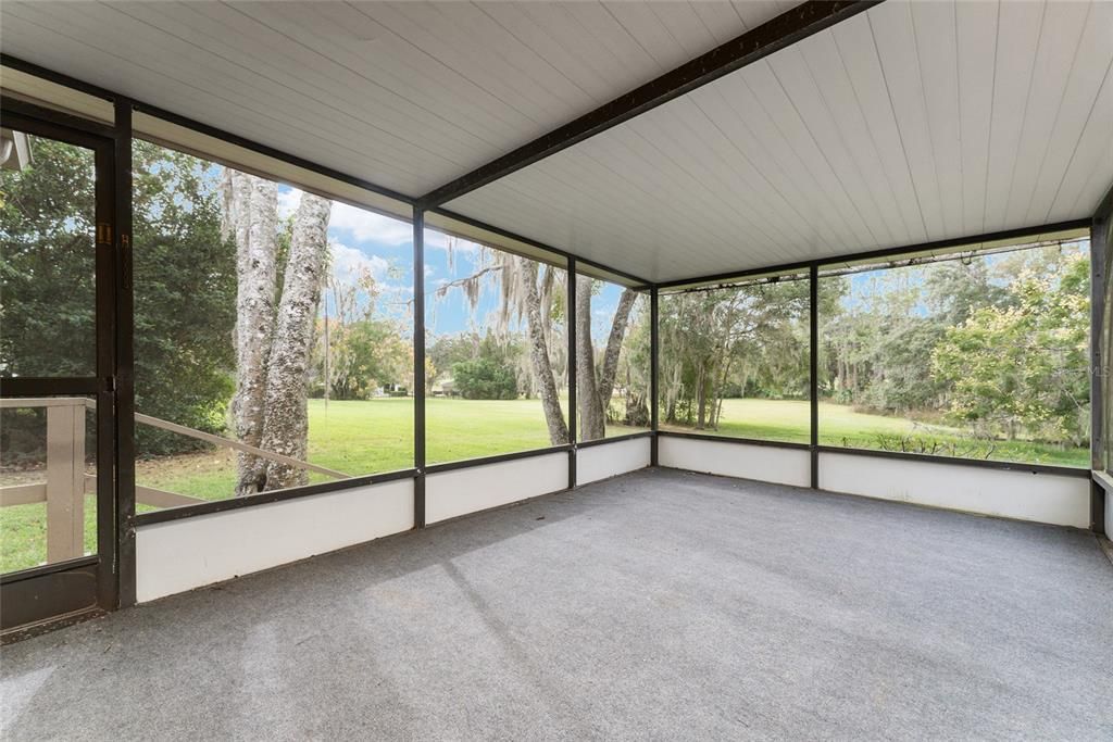 Empty room, Interior, Sun Room