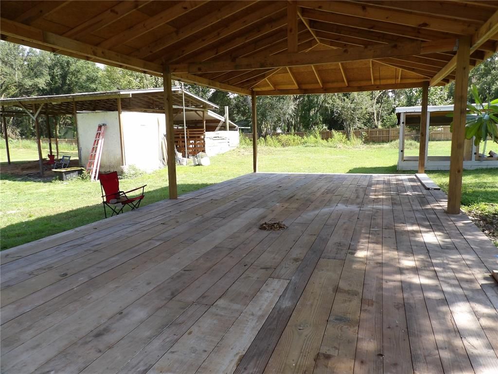Backyard, Exterior