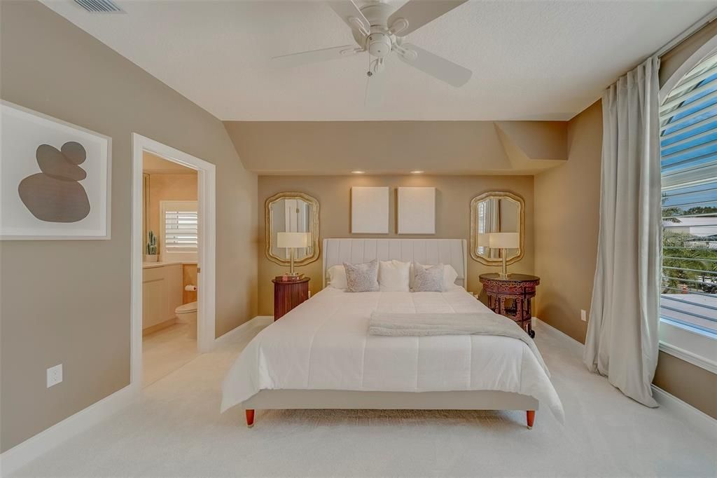 Bedroom, Interior, Recessed Lighting